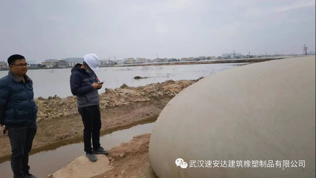 1672899451893278.jpg 1672899451893278.jpg