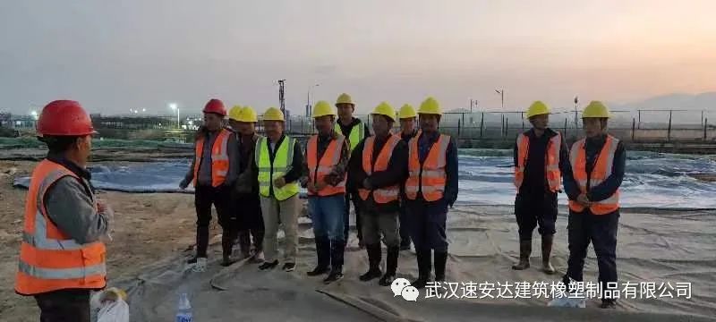 1672899477455963.jpg 1672899477455963.jpg